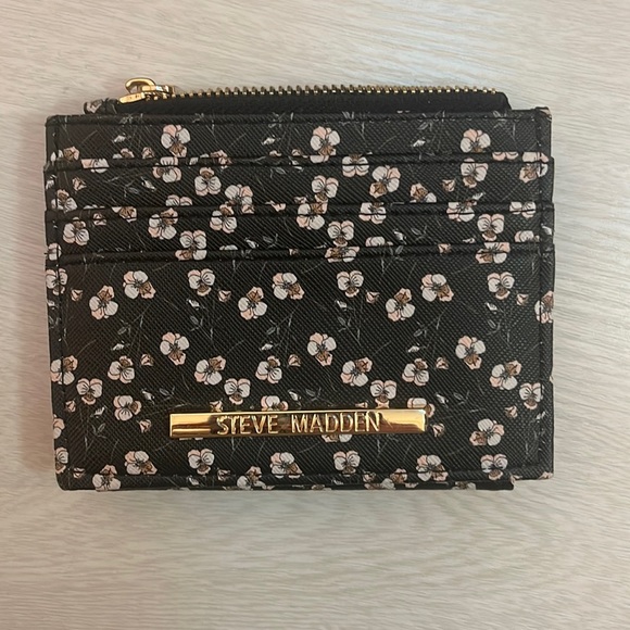 steve madden wallet - Picture 1 of 2